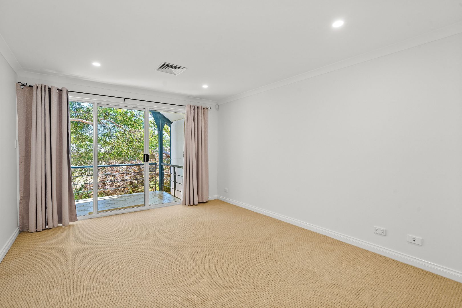 2/2 Marina Quay Drive, Erskine WA 6210, Image 1