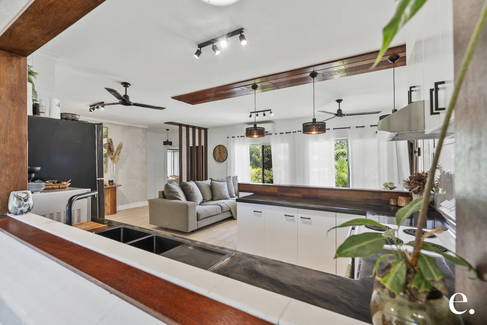 Additional image 2 of 4 Toll Close, Mareeba QLD 4880