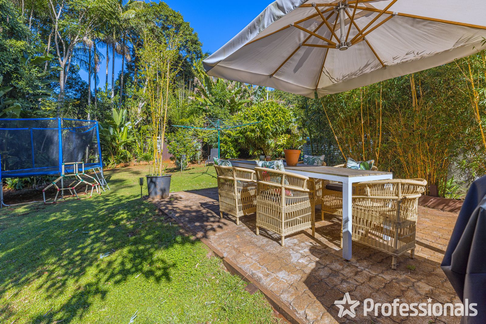 22 North Street, Tamborine Mountain QLD 4272, Image 2