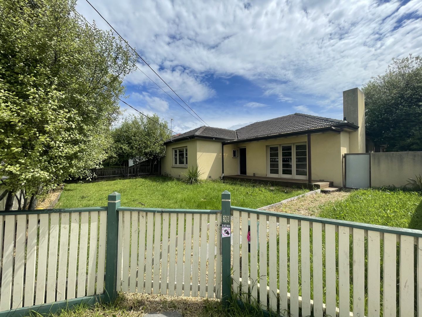 34 Medfield Avenue, Avondale Heights Property History & Address Research Domain