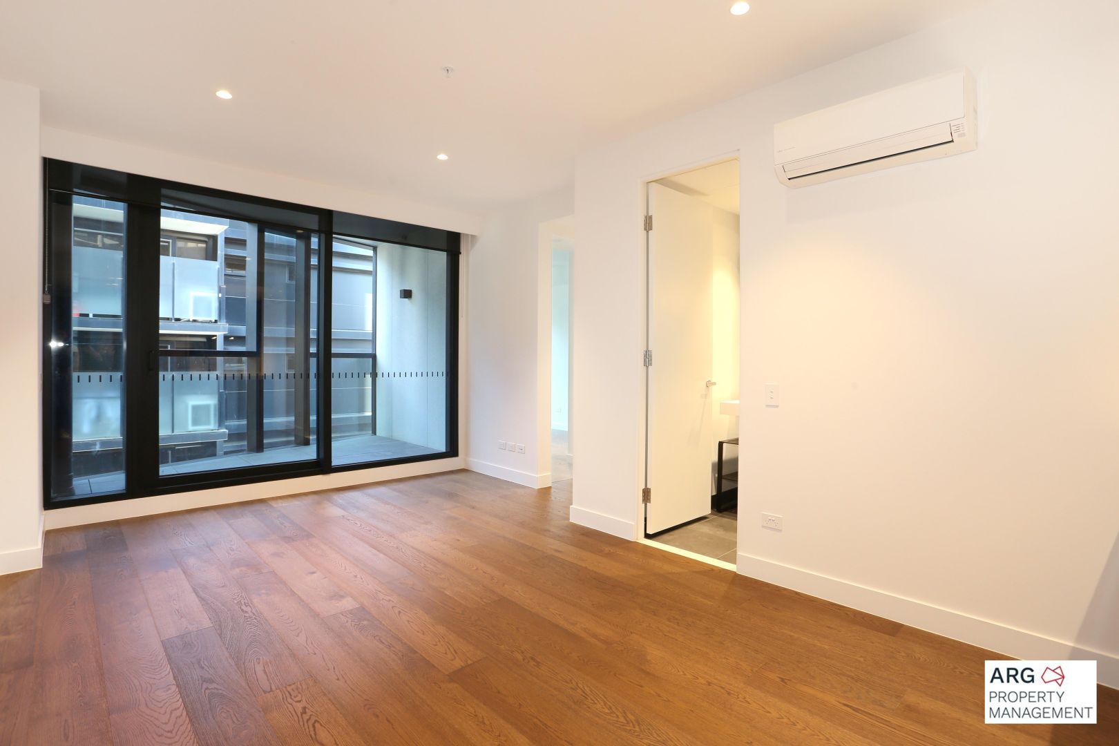 1411/18 Claremont Street, South Yarra VIC 3141 Apartment For Rent