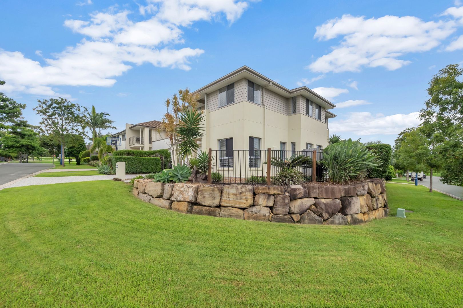 58 HIGHLAND CRESCENT, Belmont QLD 4153, Image 1