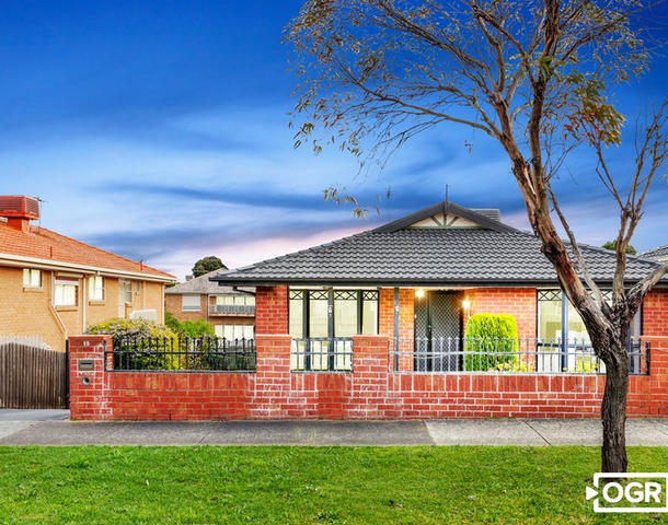 15 Ester Drive, Mill Park VIC 3082