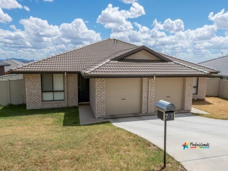 1/7 Kaputar Close, Tamworth NSW 2340, Image 0