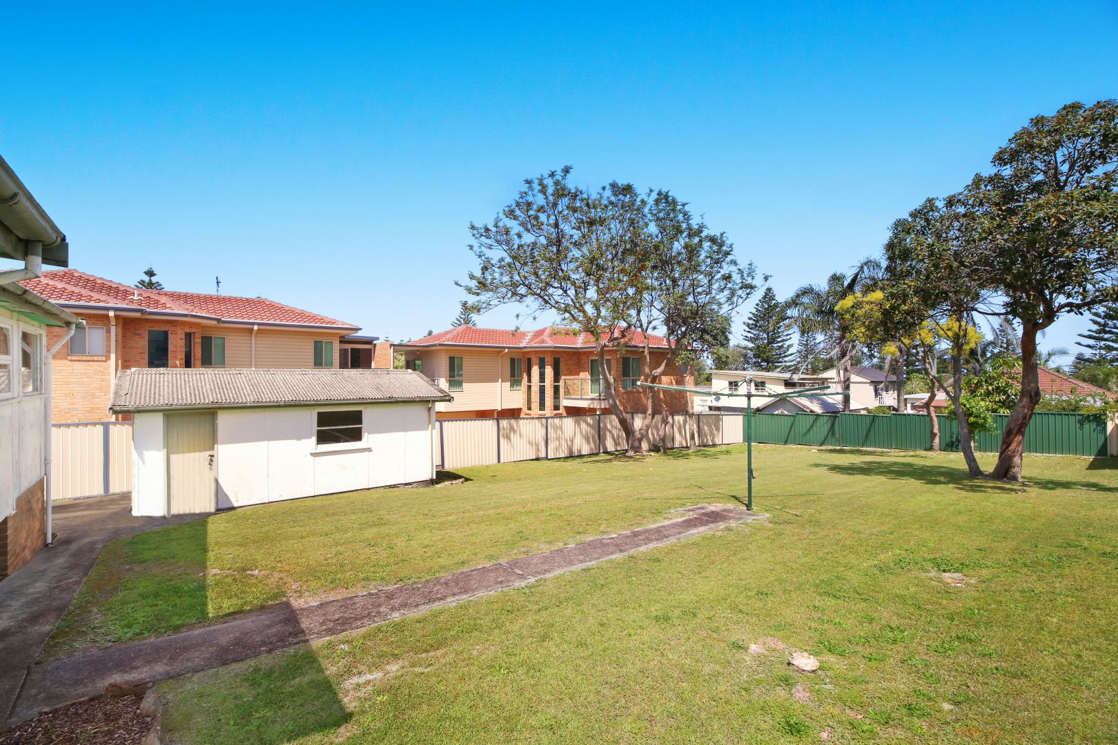 163 Stella Street, Toowoon Bay NSW 2261, Image 2