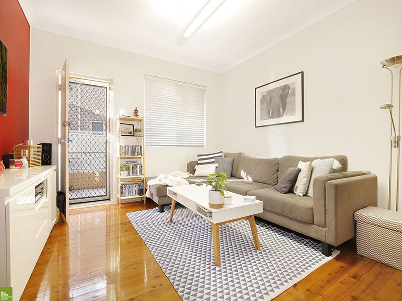 2/5 Gilmore Street, West Wollongong NSW 2500
