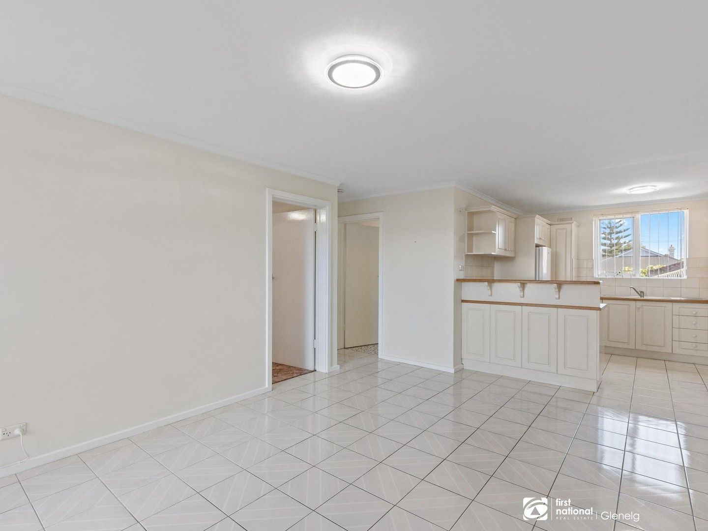 10/9-11 Rose Street, Glenelg SA 5045, Image 2