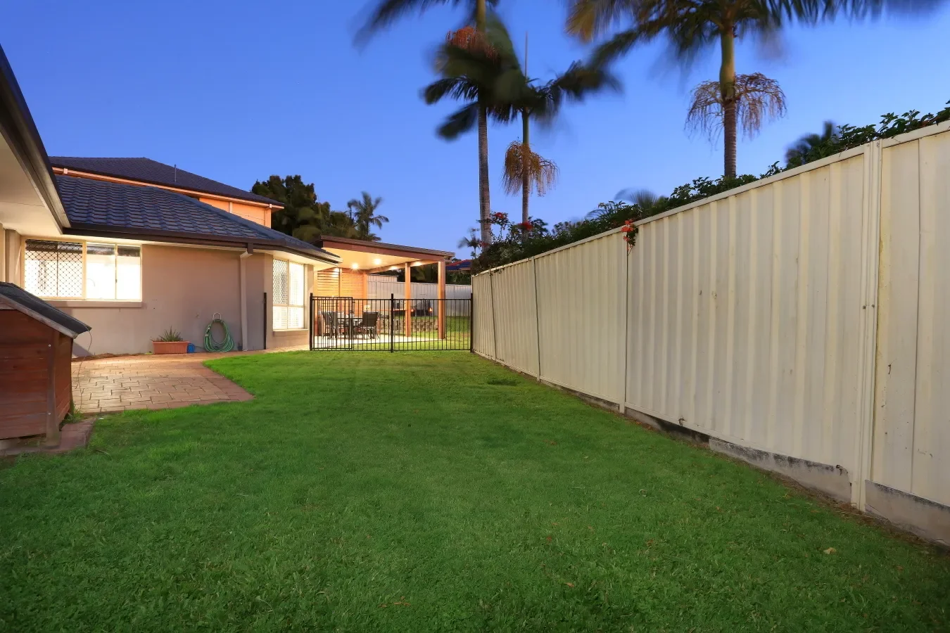 Additional image 2 of 7 Zeller Cres, Arundel QLD 4214