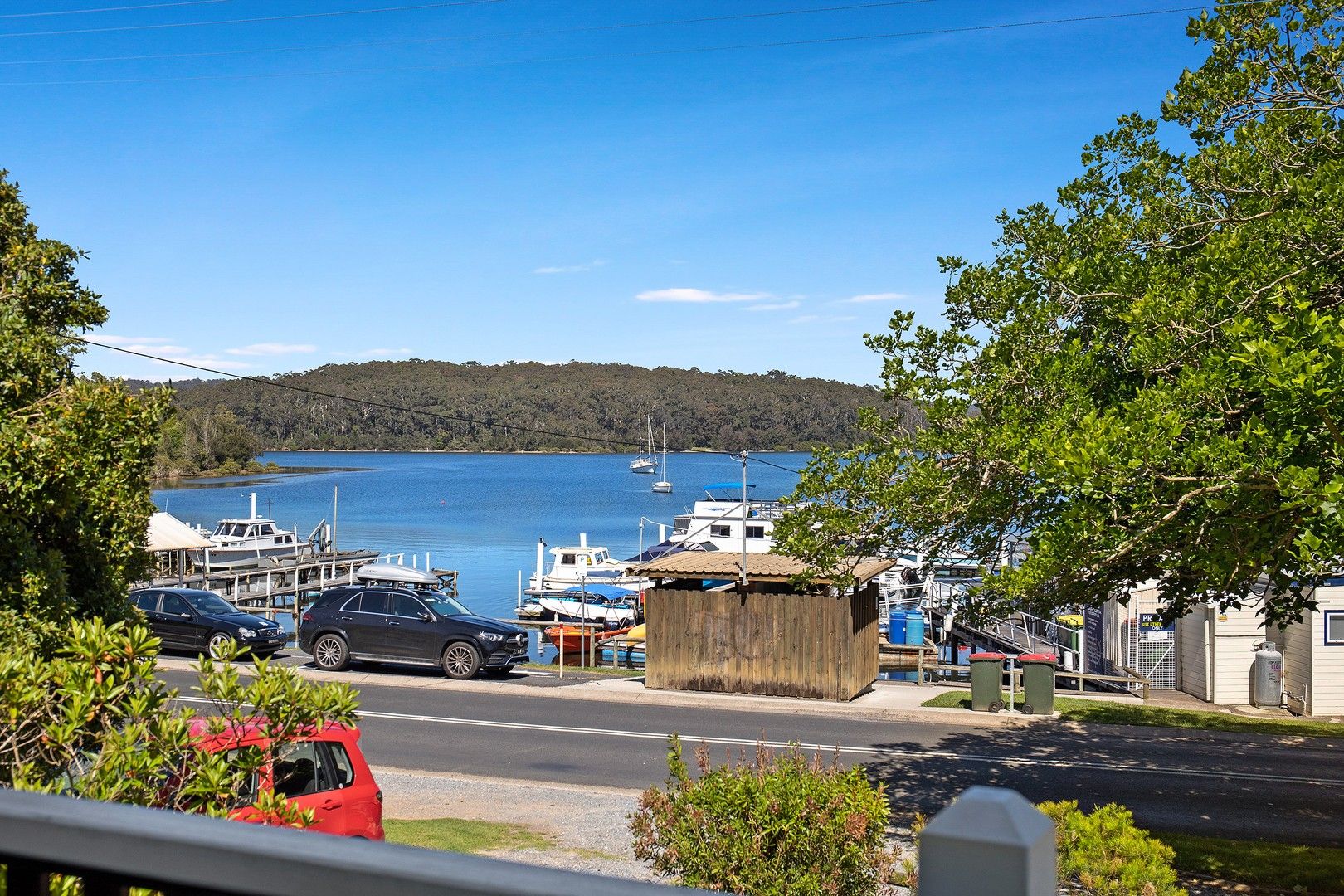 4 bedrooms House in 35 Riverside Drive NAROOMA NSW, 2546