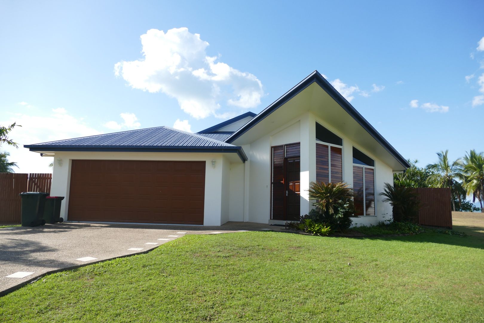 57 Keith Williams Drive, Cardwell Property History & Address Research