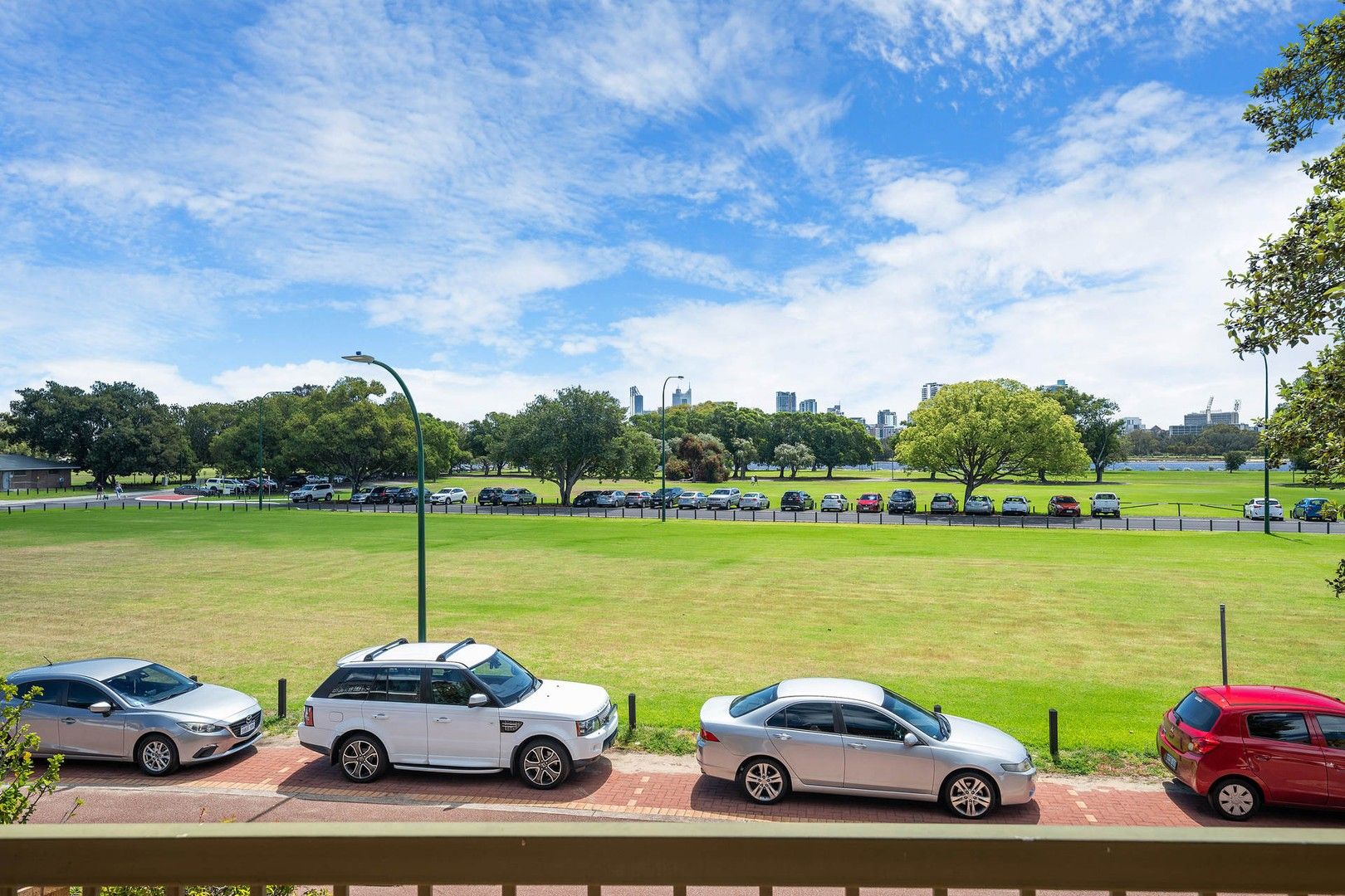 3 bedrooms House in 43 McCallum Lane VICTORIA PARK WA, 6100