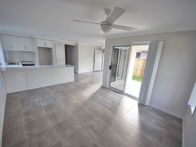 3 bedrooms House in 2/50 Rose Street West MANGO HILL QLD, 4509