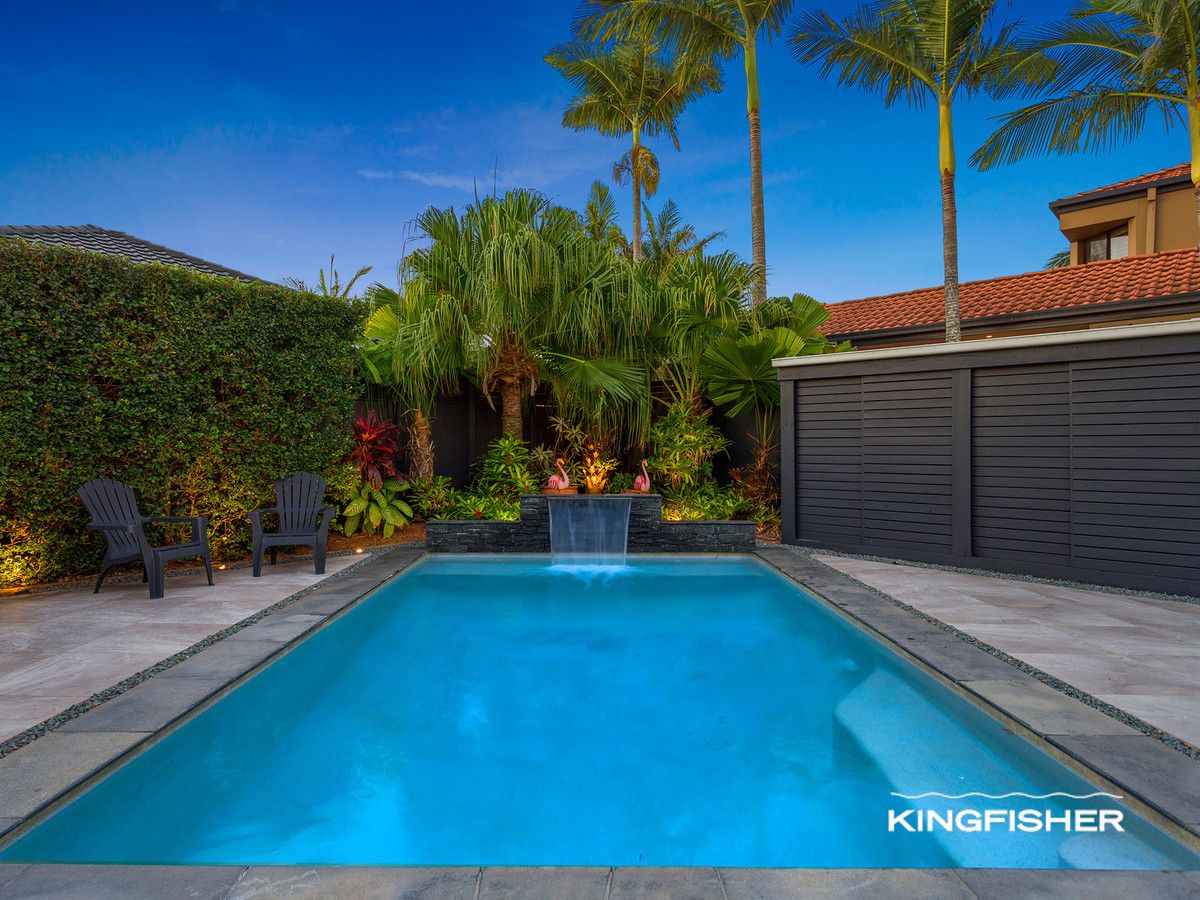 154 Dunlin Drive, Burleigh Waters QLD 4220, Image 2