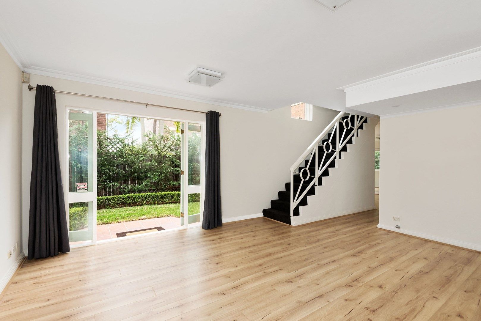 3 bedrooms Apartment / Unit / Flat in 5/2-4 Hampden Avenue CREMORNE NSW, 2090