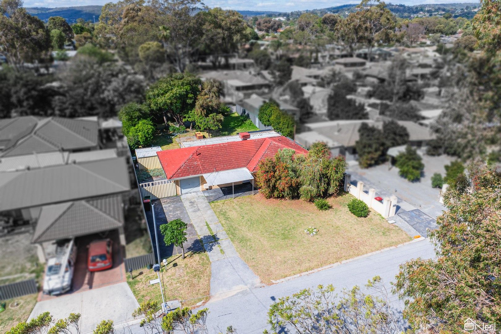 3 bedrooms House in 14 Toorak Road ARMADALE WA, 6112