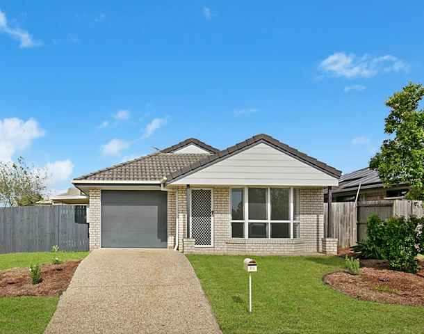 74 Lake Manchester Street, Logan Reserve QLD 4133