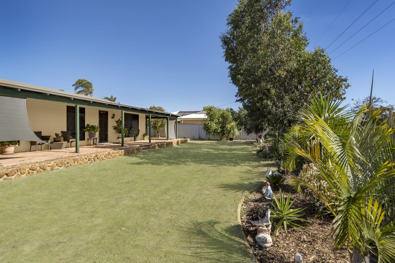 106 Beattie Road, Waggrakine WA 6530, Image 2