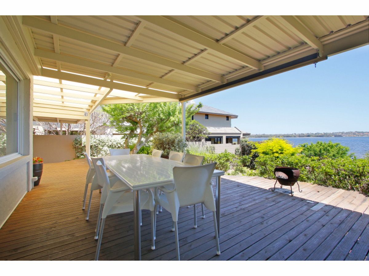 61 Melville Beach Road, Applecross WA 6153, Image 2