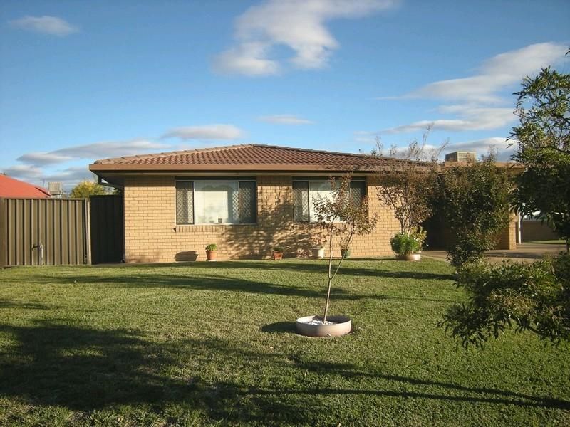 1/16 Cummins Avenue, Moree NSW 2400, Image 0