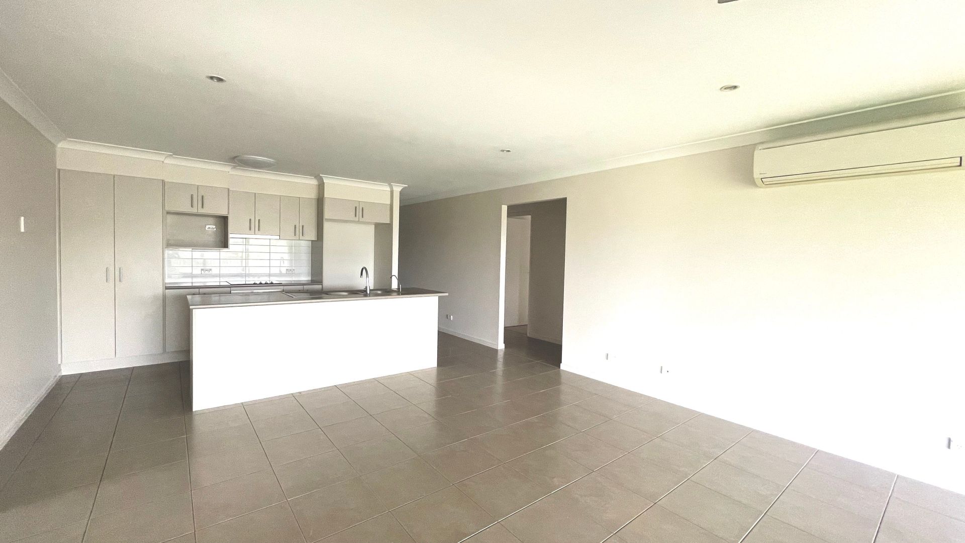 96 HONEYWOOD DRIVE, Fernvale QLD 4306 Domain