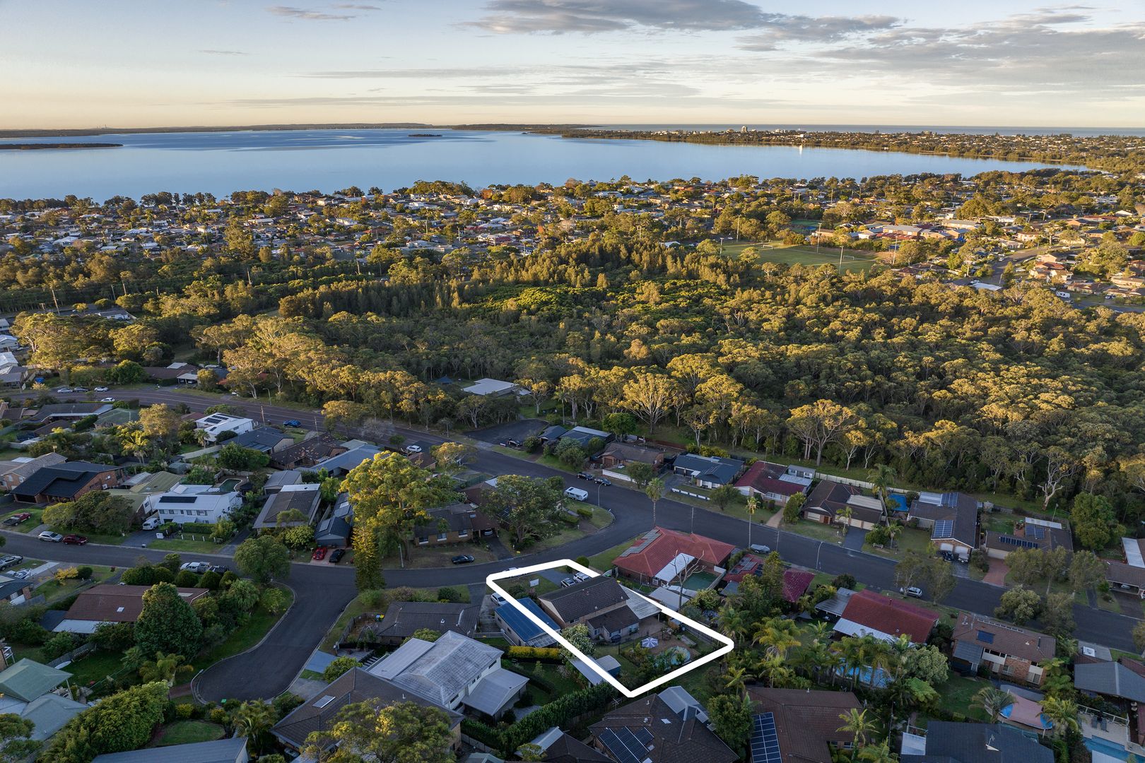 25 Marilyn Crescent, Tumbi Umbi NSW 2261, Image 2