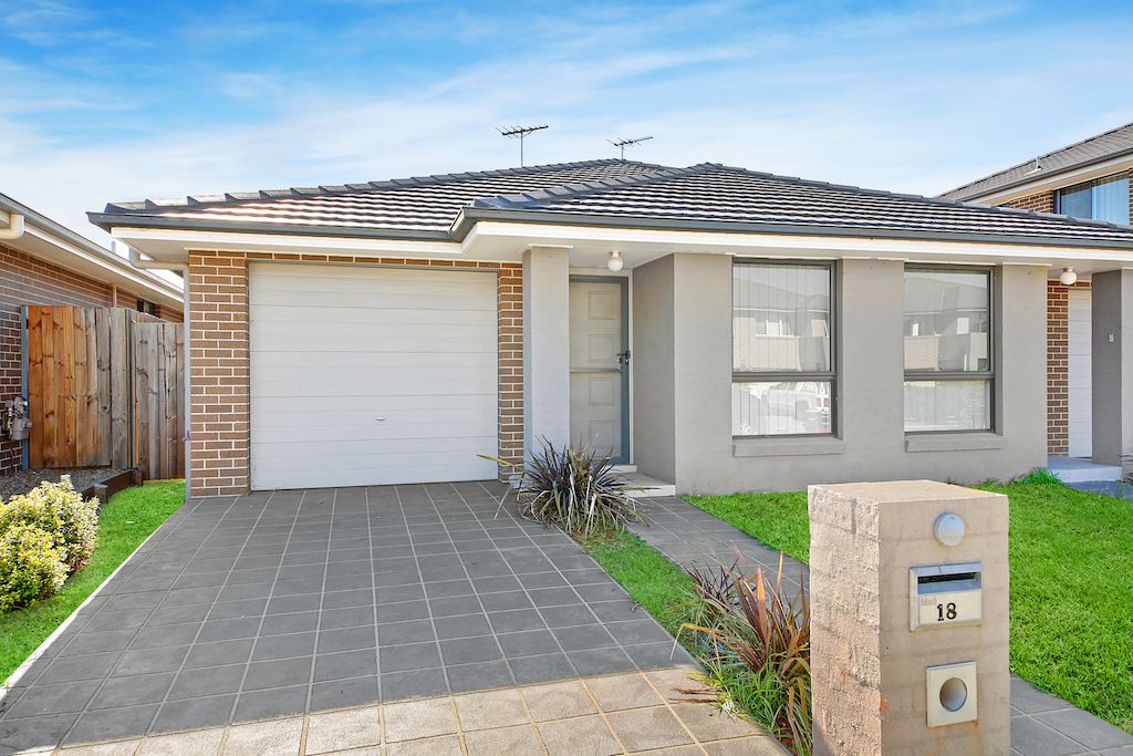 18 Callinan Cr, Bardia NSW 2565, Image 0