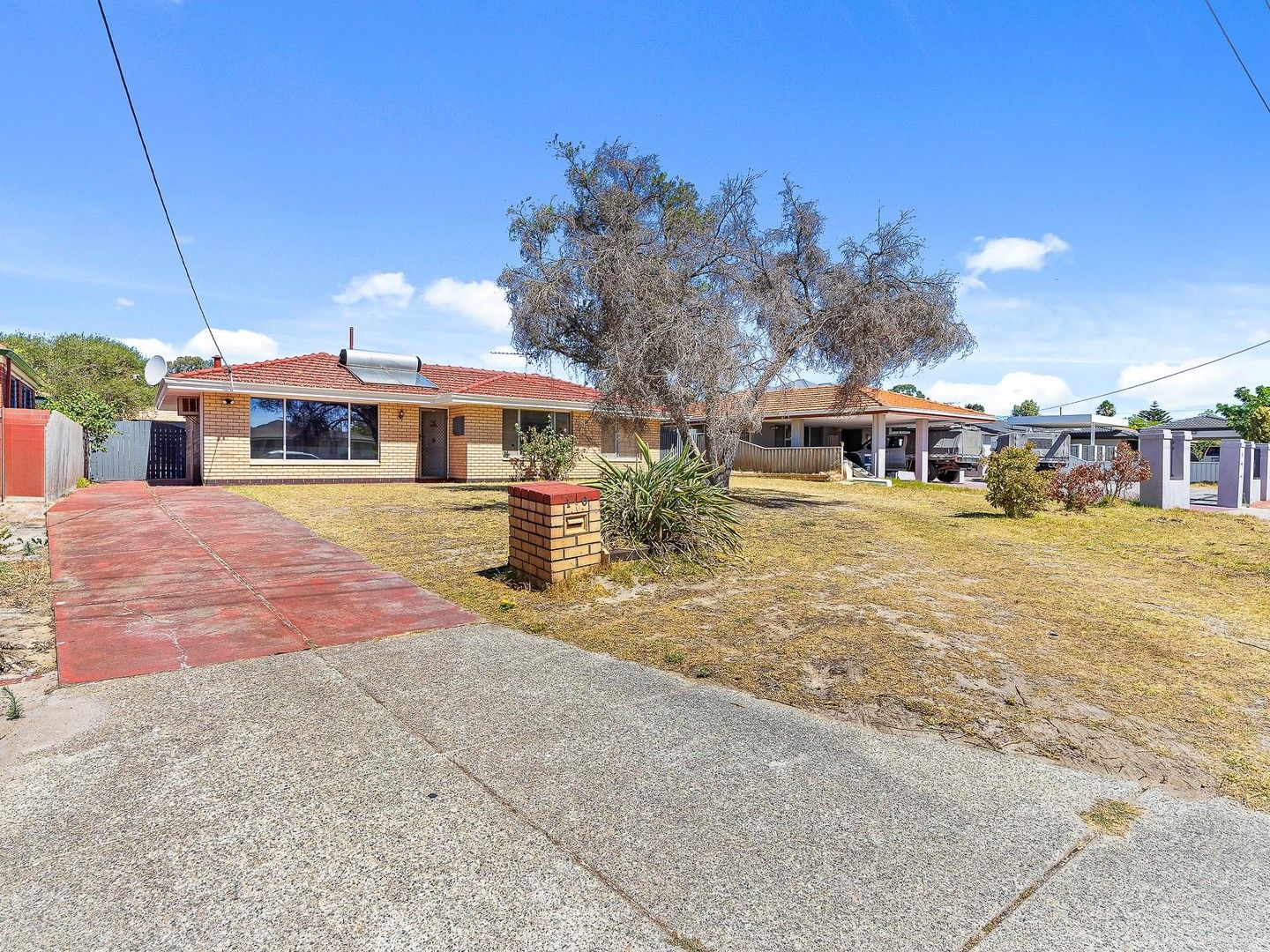 10 ADDLESTONE ROAD, Morley WA 6062 Domain