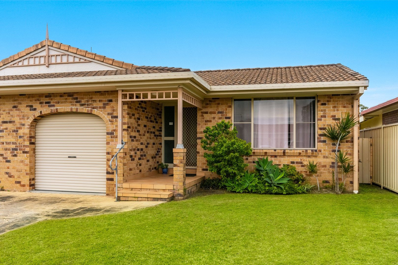 2/15 Ficus Close, Yamba NSW 2464, Image 0