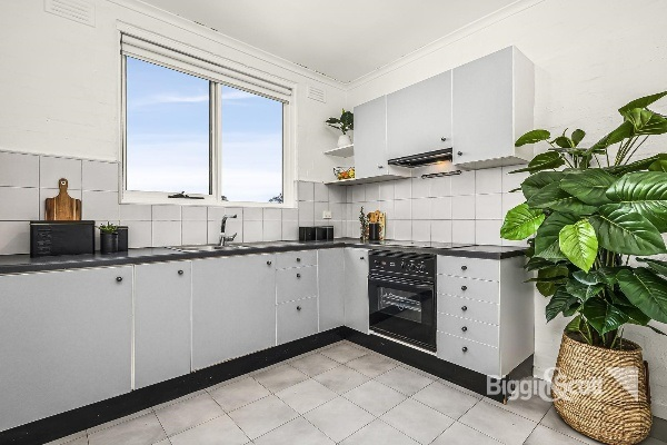 9/223-227 Bridport Street West, Albert Park VIC 3206