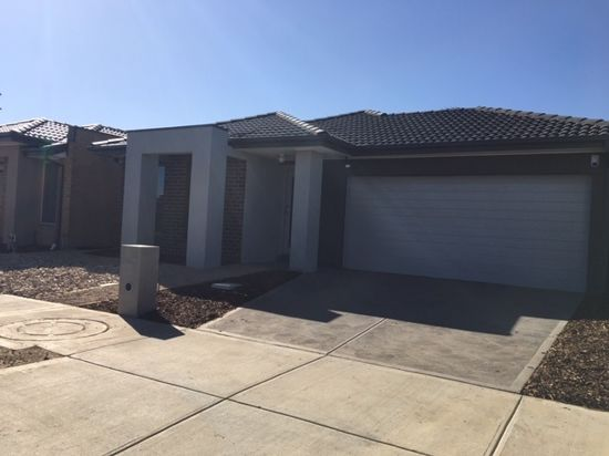 22 Lancers Drive, Harkness VIC 3337