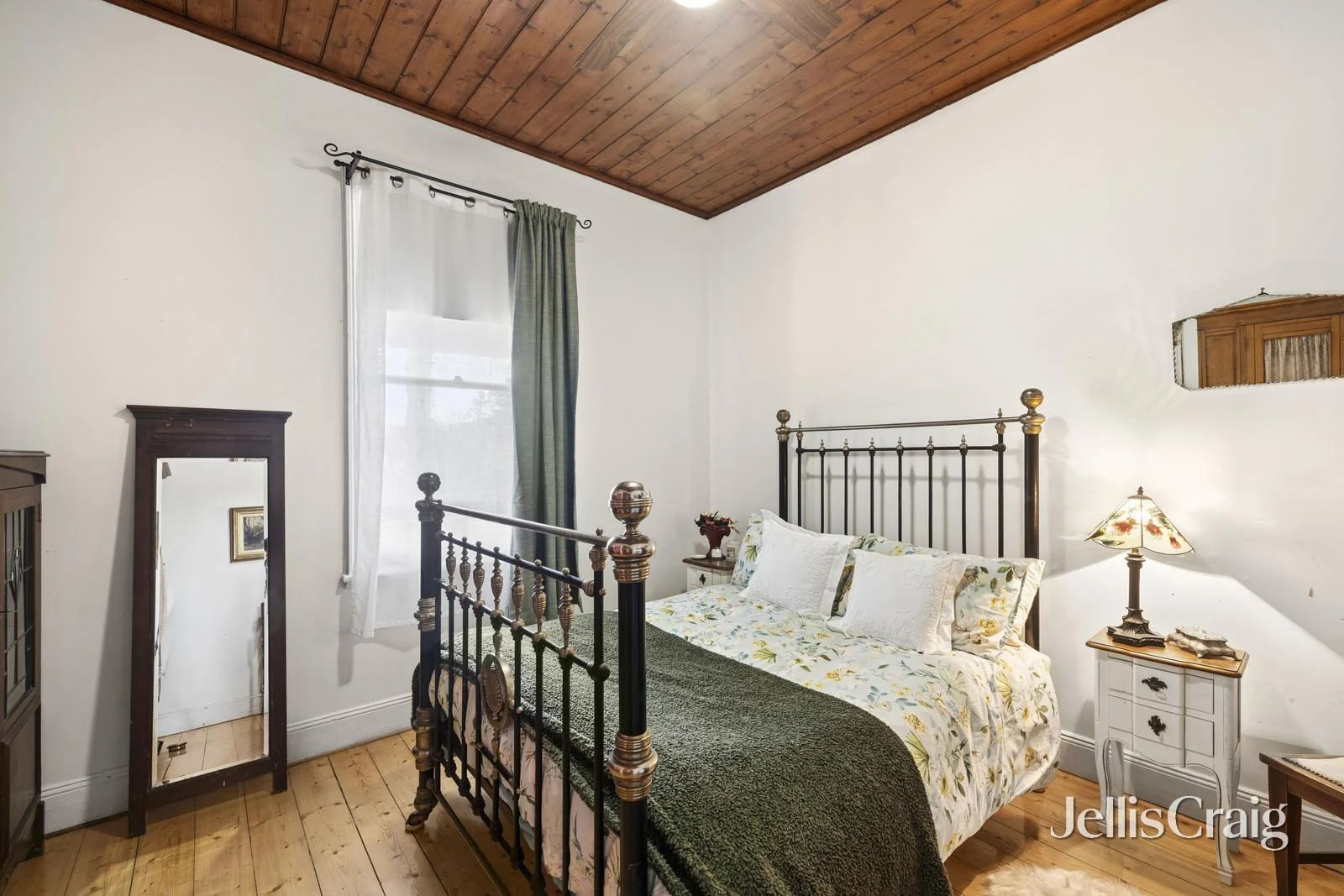 Additional image 10 of 5 Mill Street, Maldon VIC 3463