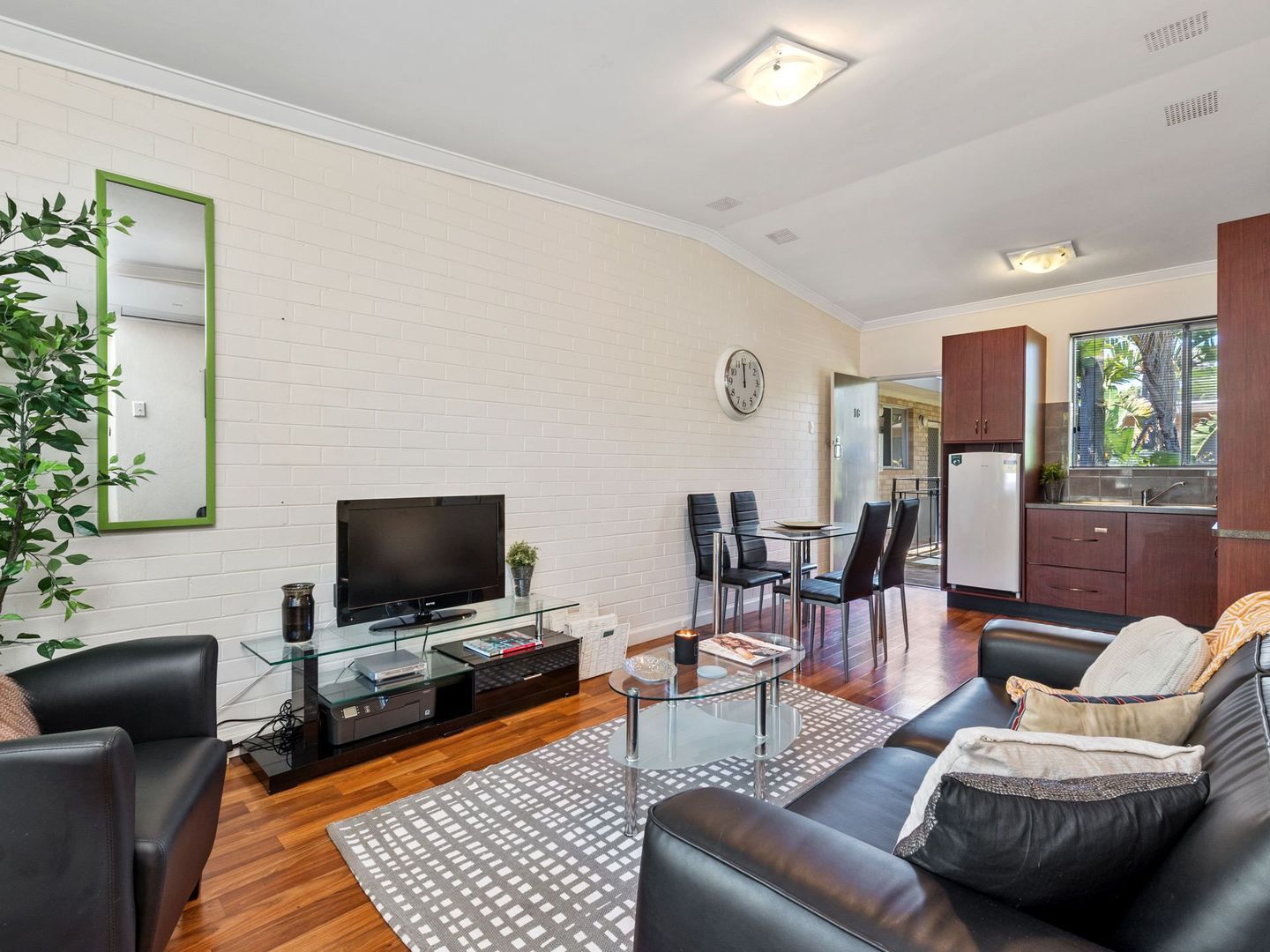 16/9 Jersey Street, Jolimont WA 6014, Image 1