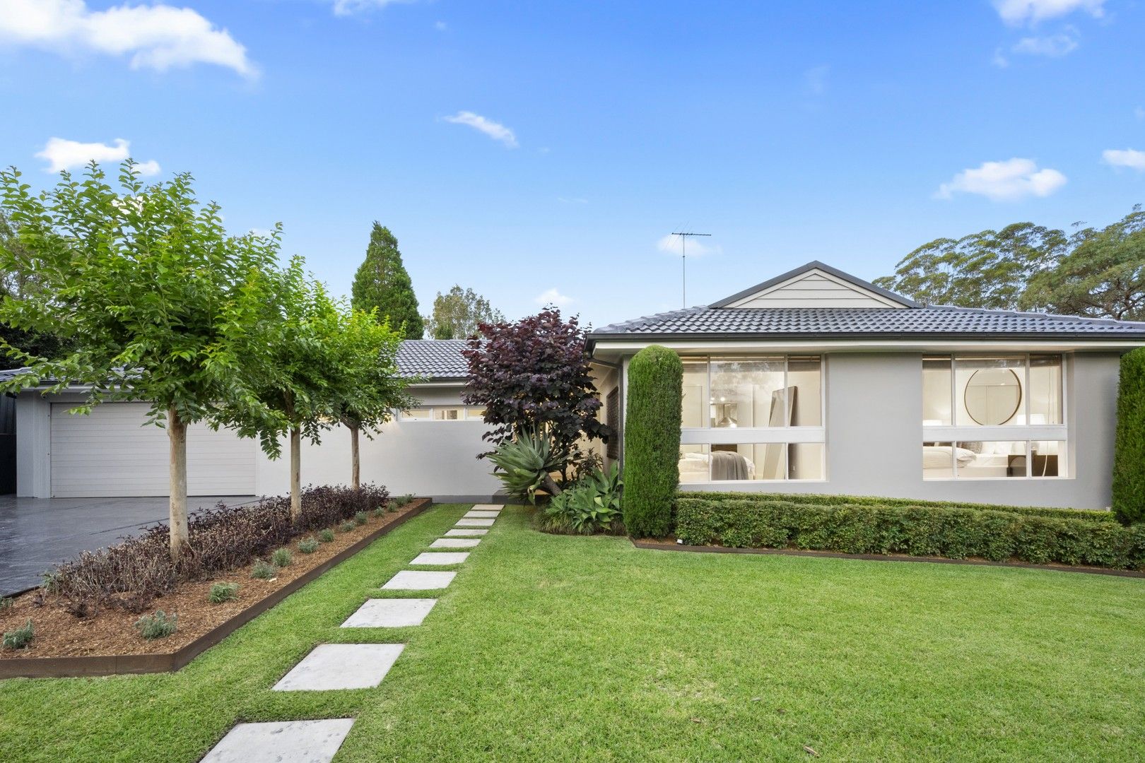 4 bedrooms House in 2 Hallen Road CHERRYBROOK NSW, 2126