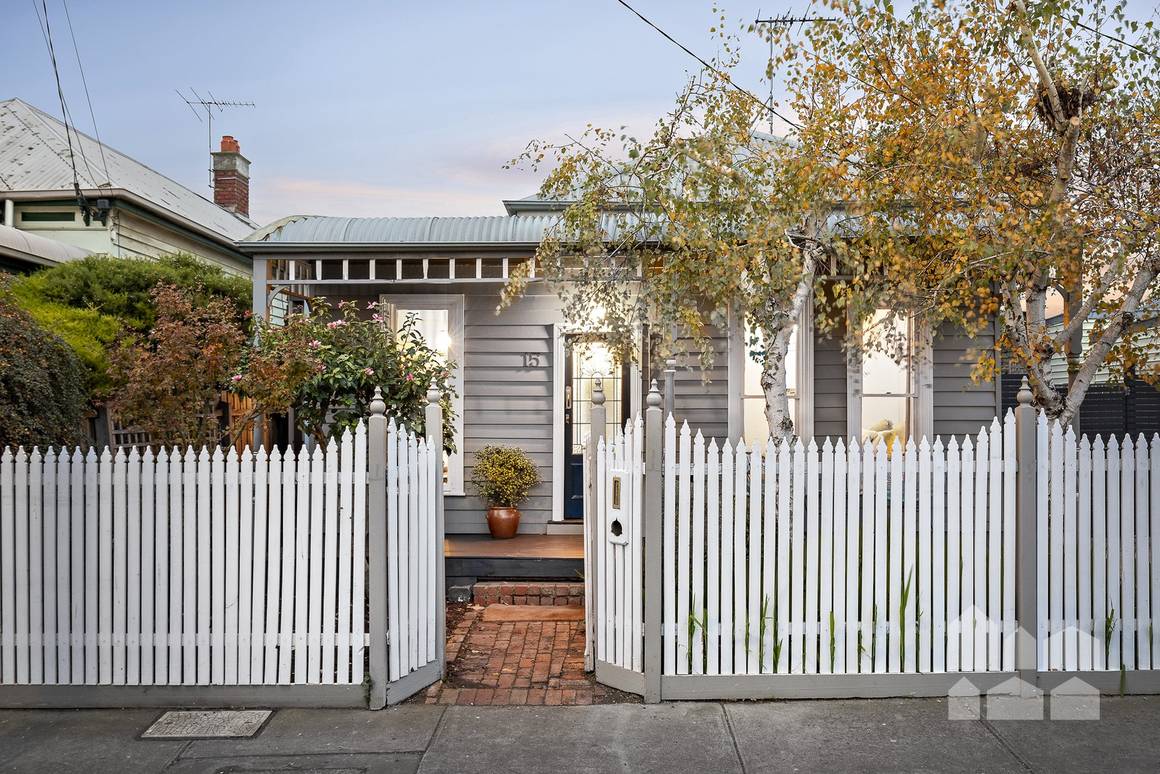 Picture of 15 Hood Street, YARRAVILLE VIC 3013