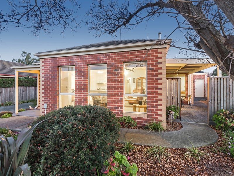 1/9 Patern St, Highton VIC 3216, Image 0