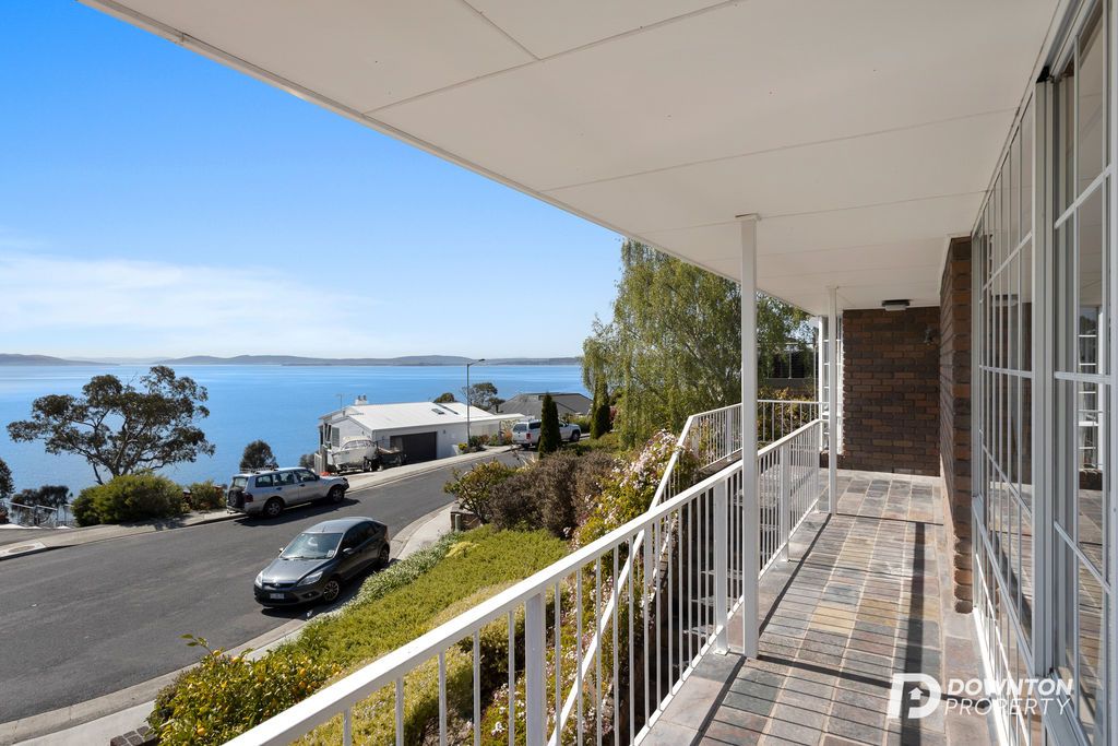 28 Nicholas Drive, Kingston Beach TAS 7050, Image 2