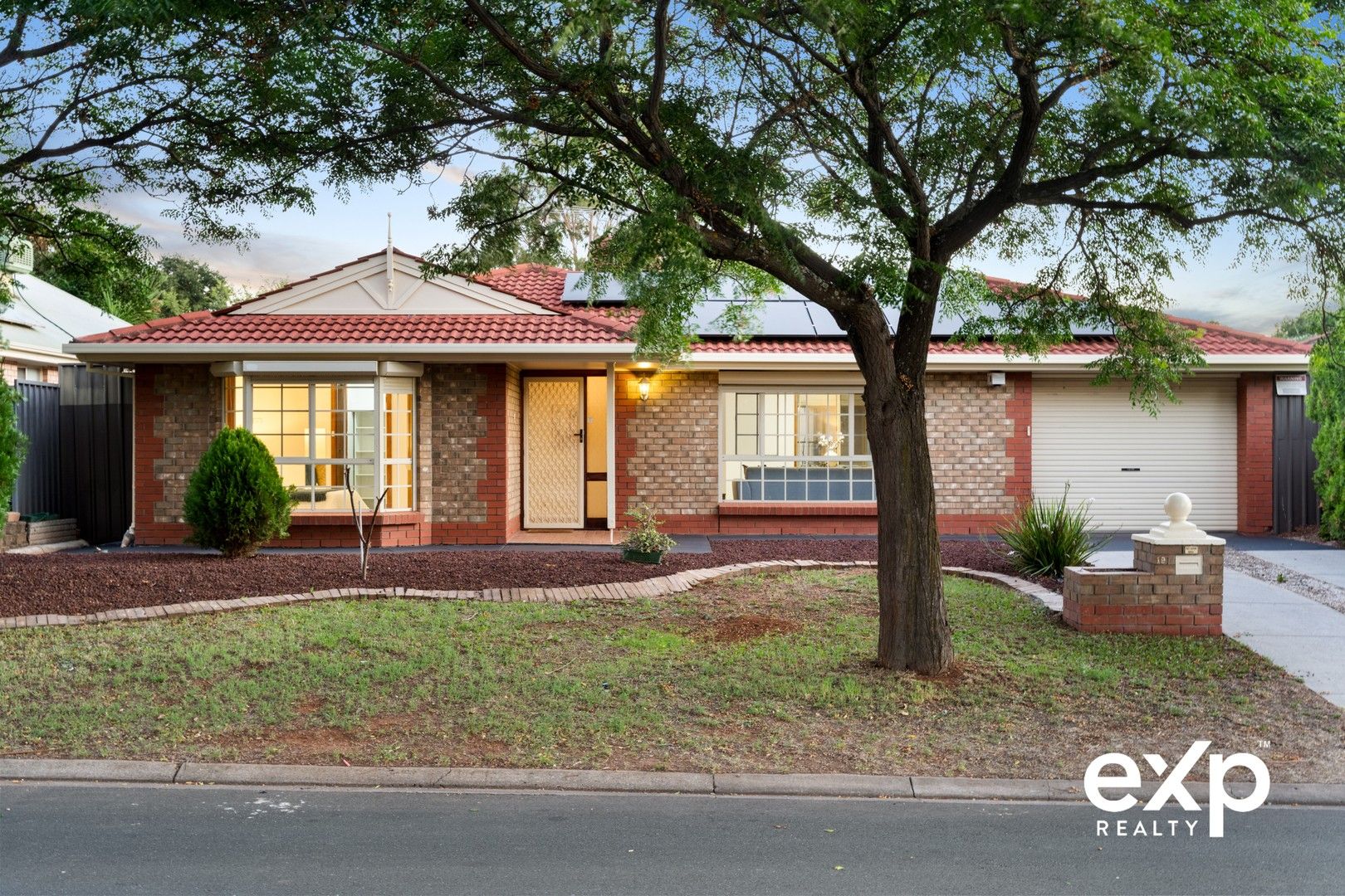 19 Pineridge Drive, Blakeview SA 5114, Image 0