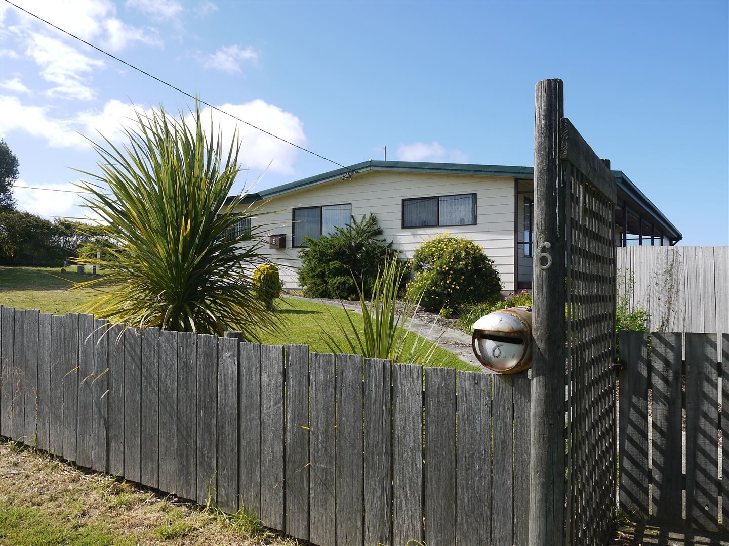 6 Jaycee Avenue, Currie TAS 7256, Image 0