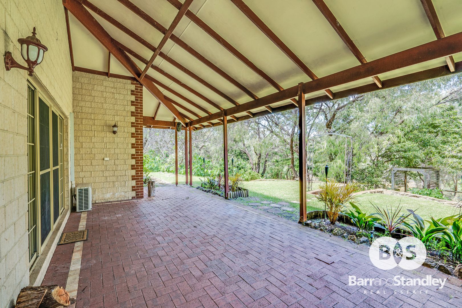 6 Shenton Close, Leschenault WA 6233, Image 1