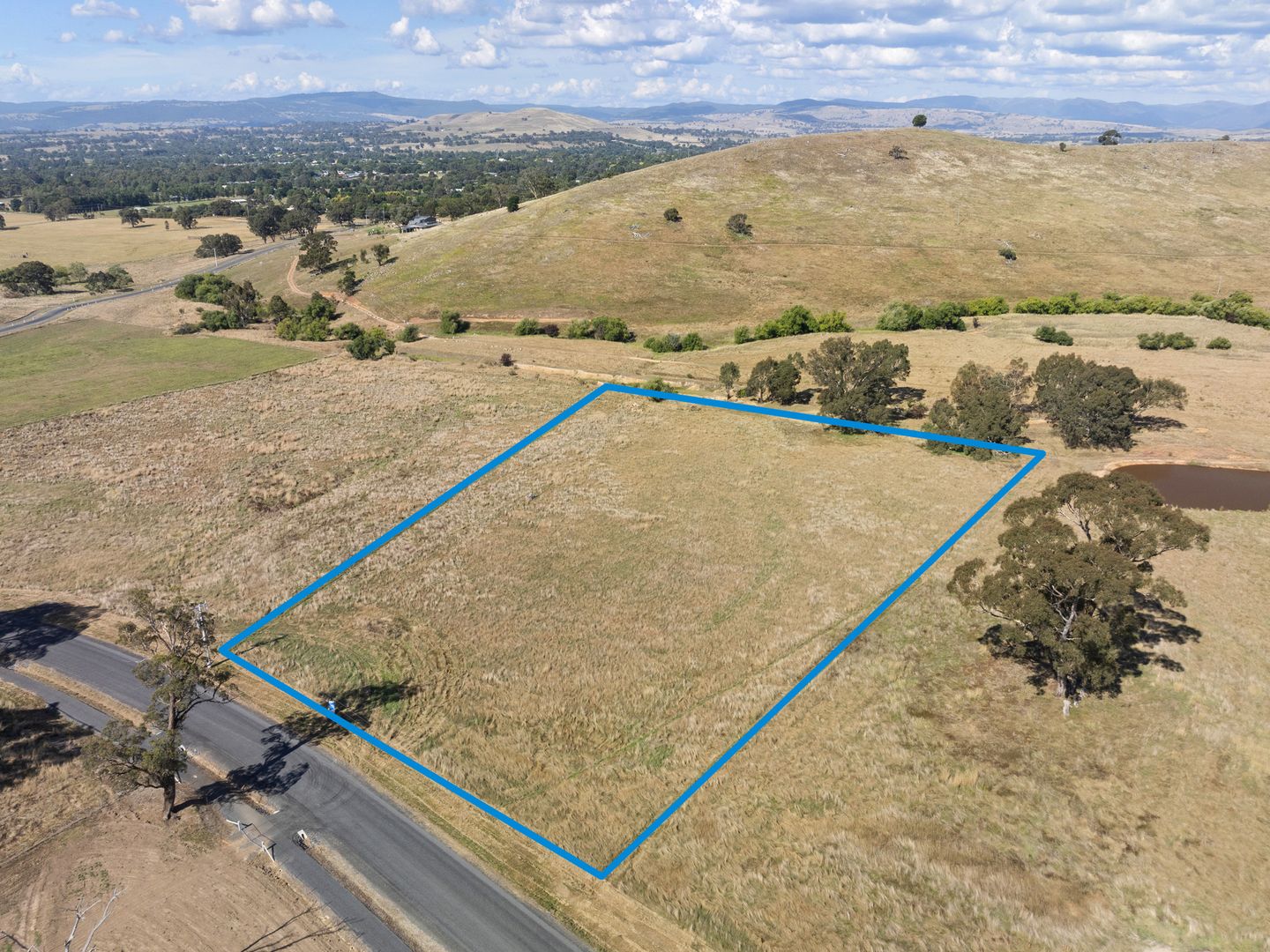 89 Owens Creek Drive, Mansfield VIC 3722, Image 2