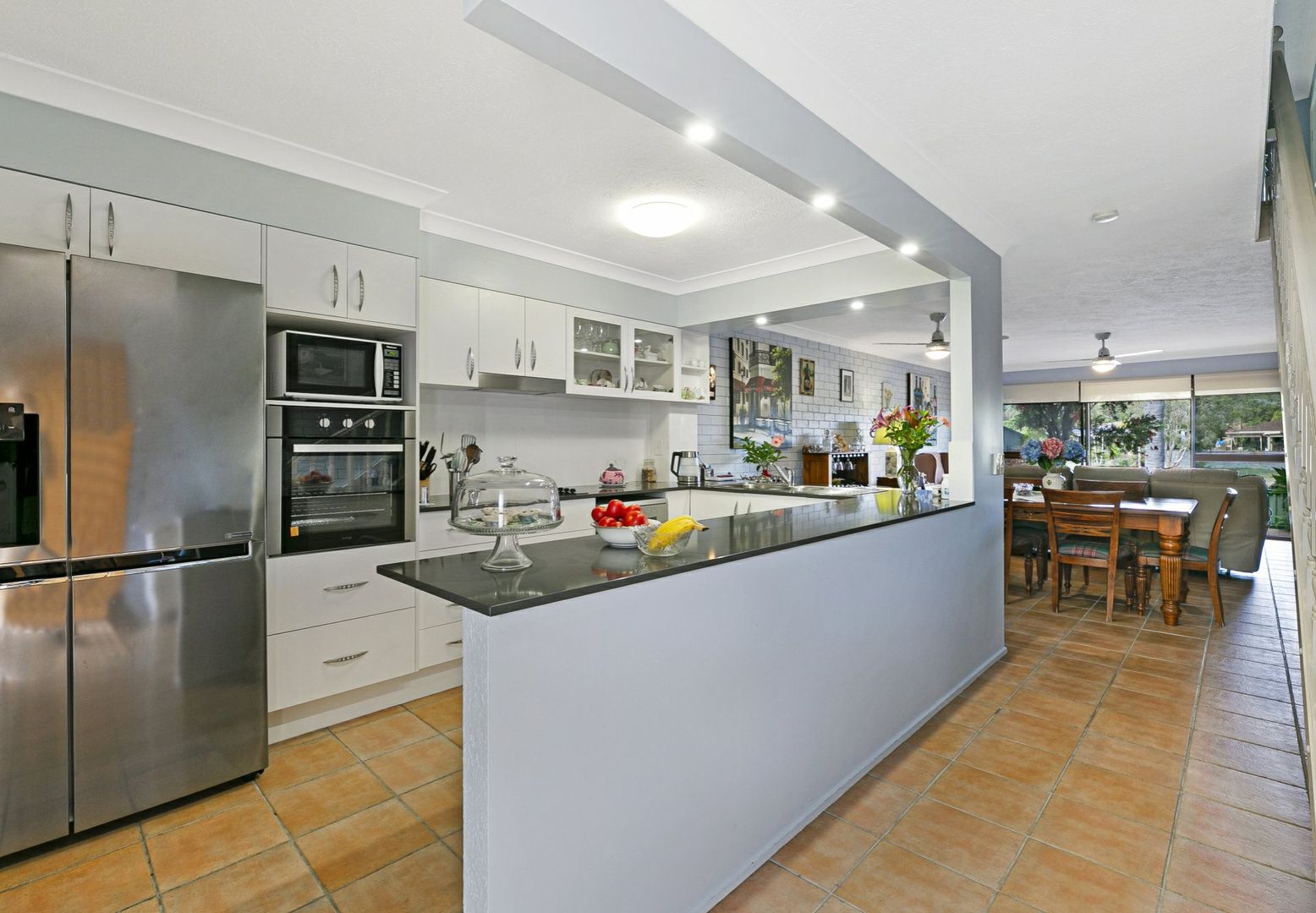 12/22 Dunlin Drive, Burleigh Waters QLD 4220, Image 2