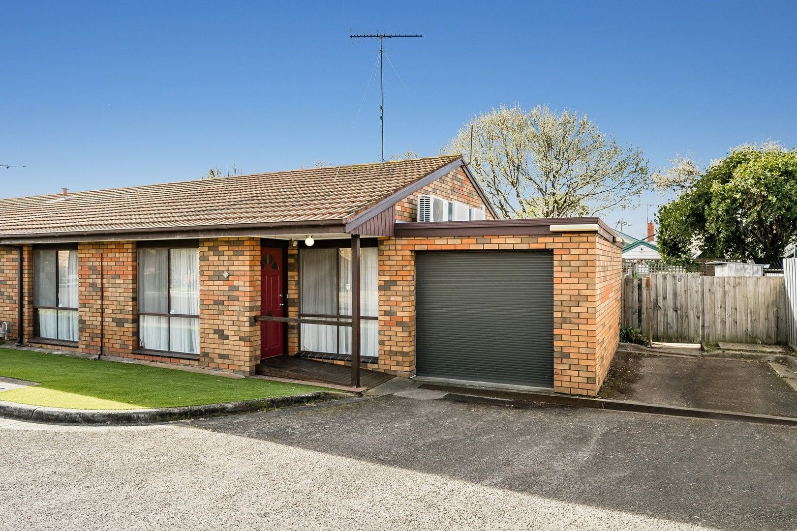 2 bedrooms House in 6/128 Elizabeth Street NEWTOWN VIC, 3220