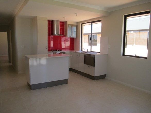 2 bedrooms House in 5/5 North Street MIDLAND WA, 6056