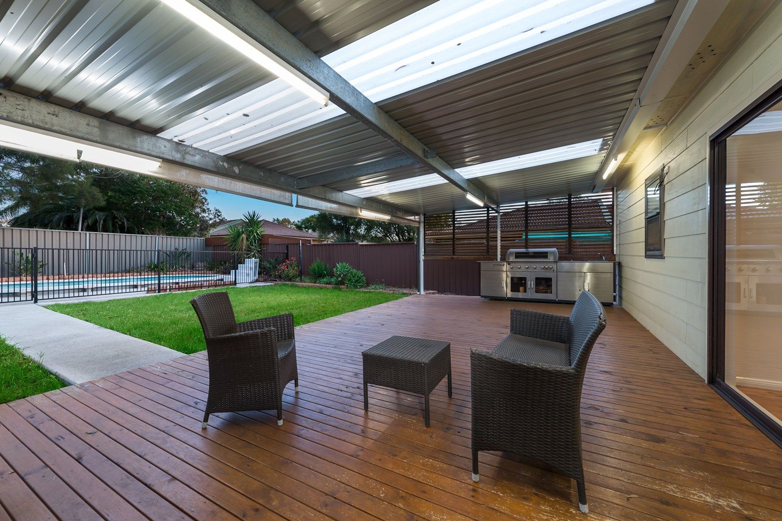 8 Dunsmore Street, Rooty Hill NSW 2766, Image 2