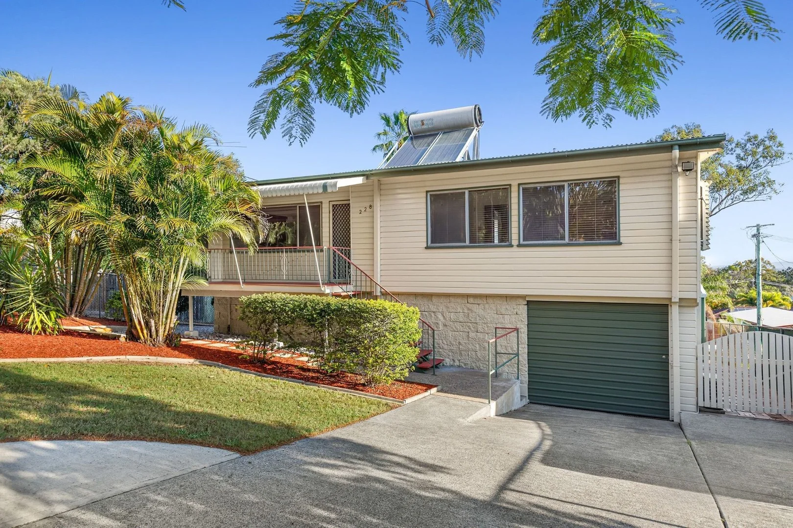 228 Seventeen Mile Rocks Road, Oxley QLD 4075 - House For Rent | Domain