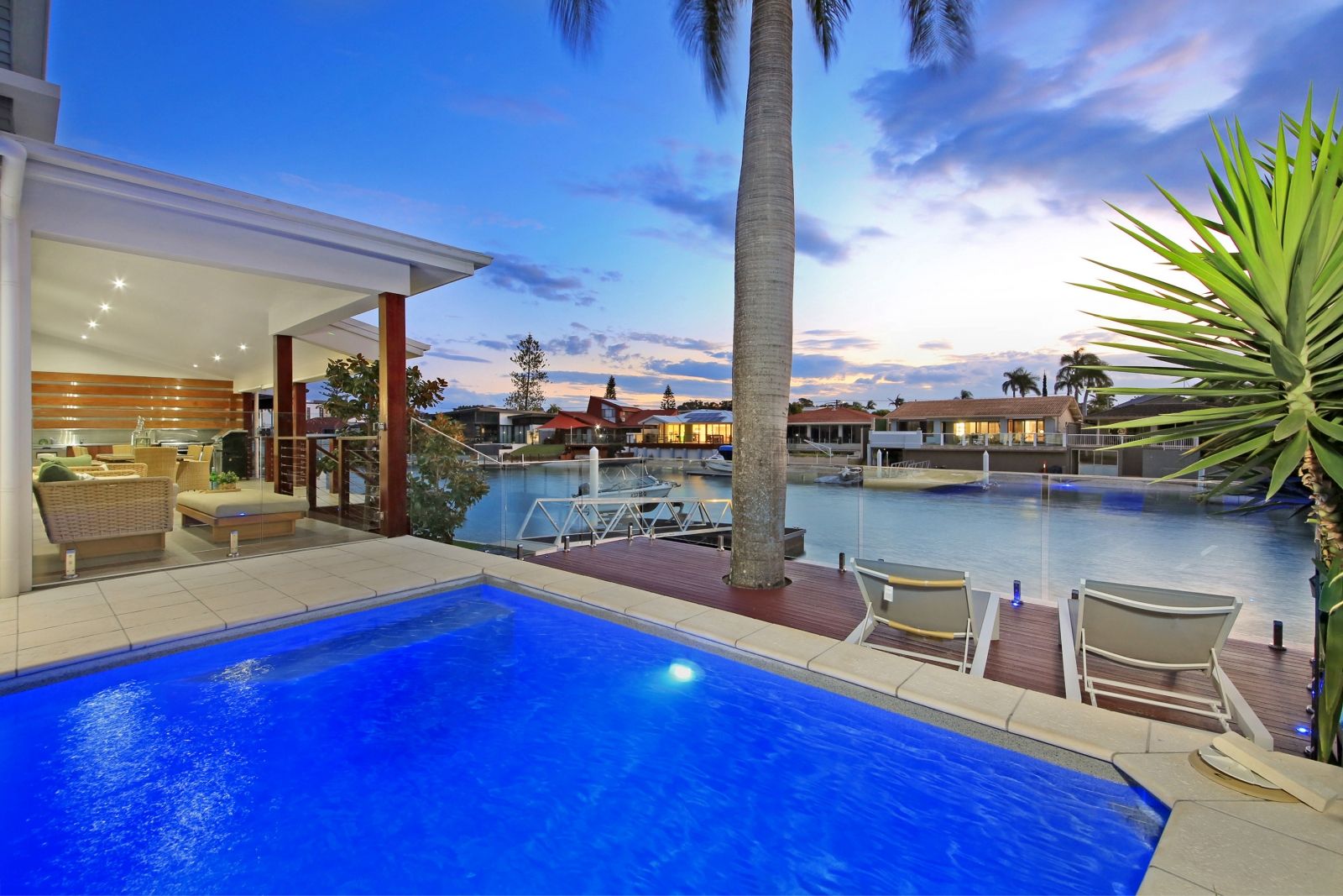 22 The Lido, Isle Of Capri QLD 4217, Image 1