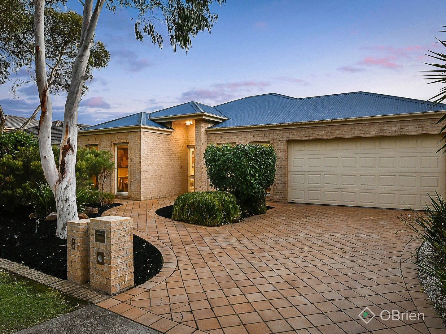 8 Merri Drive, Waterways VIC 3195, Image 0