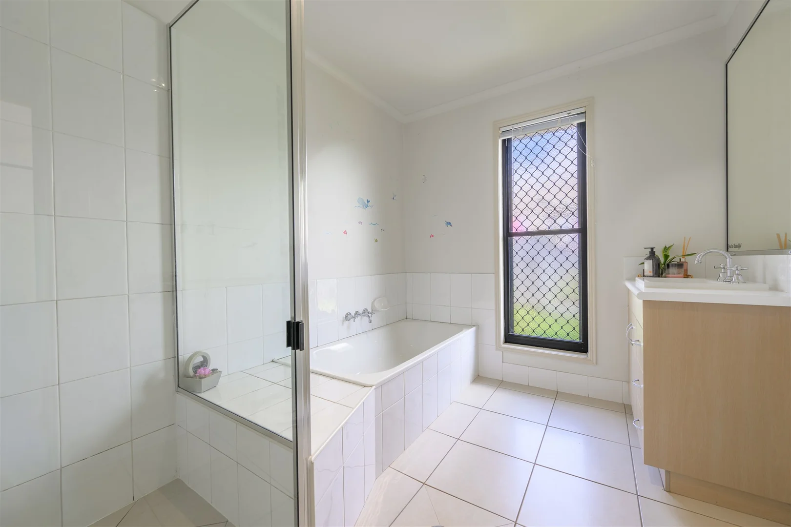 Additional image 11 of 14 Valley Vista Court, West Gladstone QLD 4680