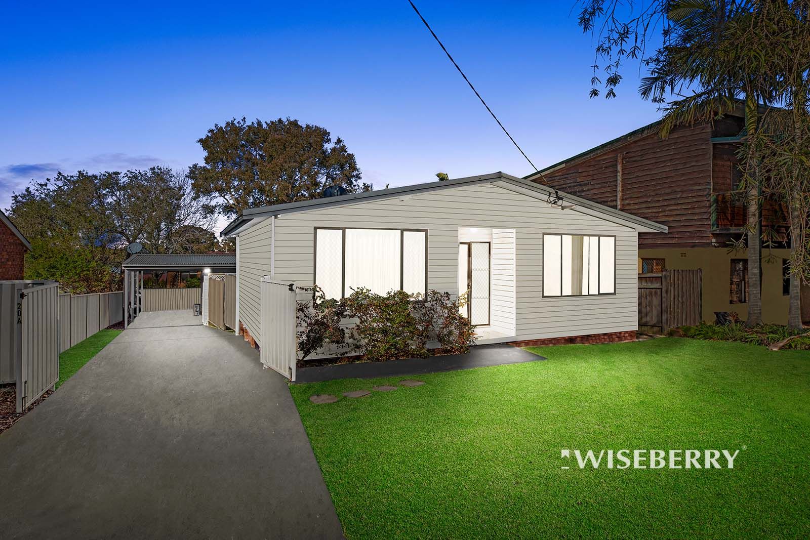 20 Sadie Avenue, Gorokan NSW 2263, Image 1