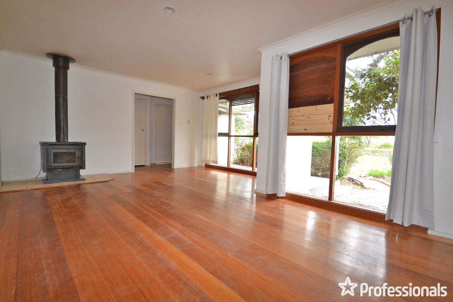 4 Ellis Road, Yarra Glen VIC 3775 House For Rent Domain